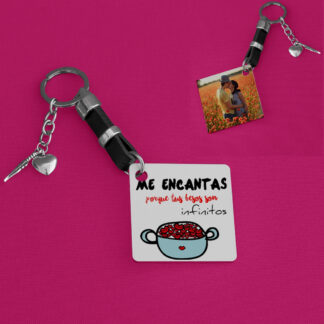 Llavero Me encantas porque tus besos son infinitos