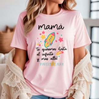 Camiseta personalizada "Mamá, te queremos hasta el infinito"
